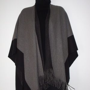 Knit Cape